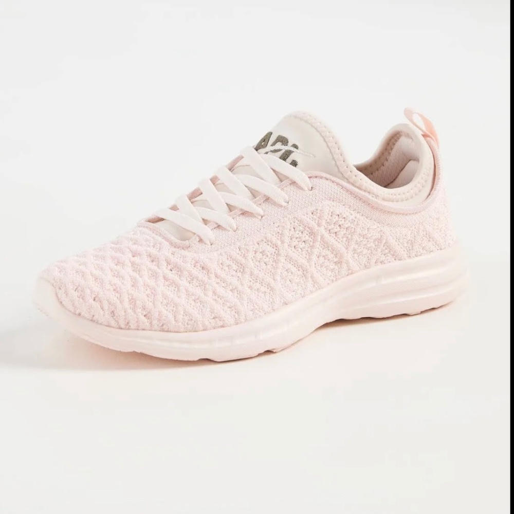New APL Techloom Phantom Crème Running shoes size 7